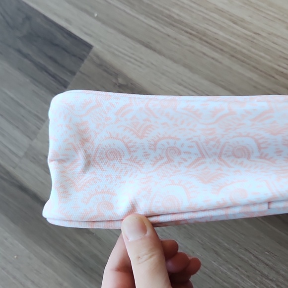 TRVL zippered pouch - Picture 3 of 5